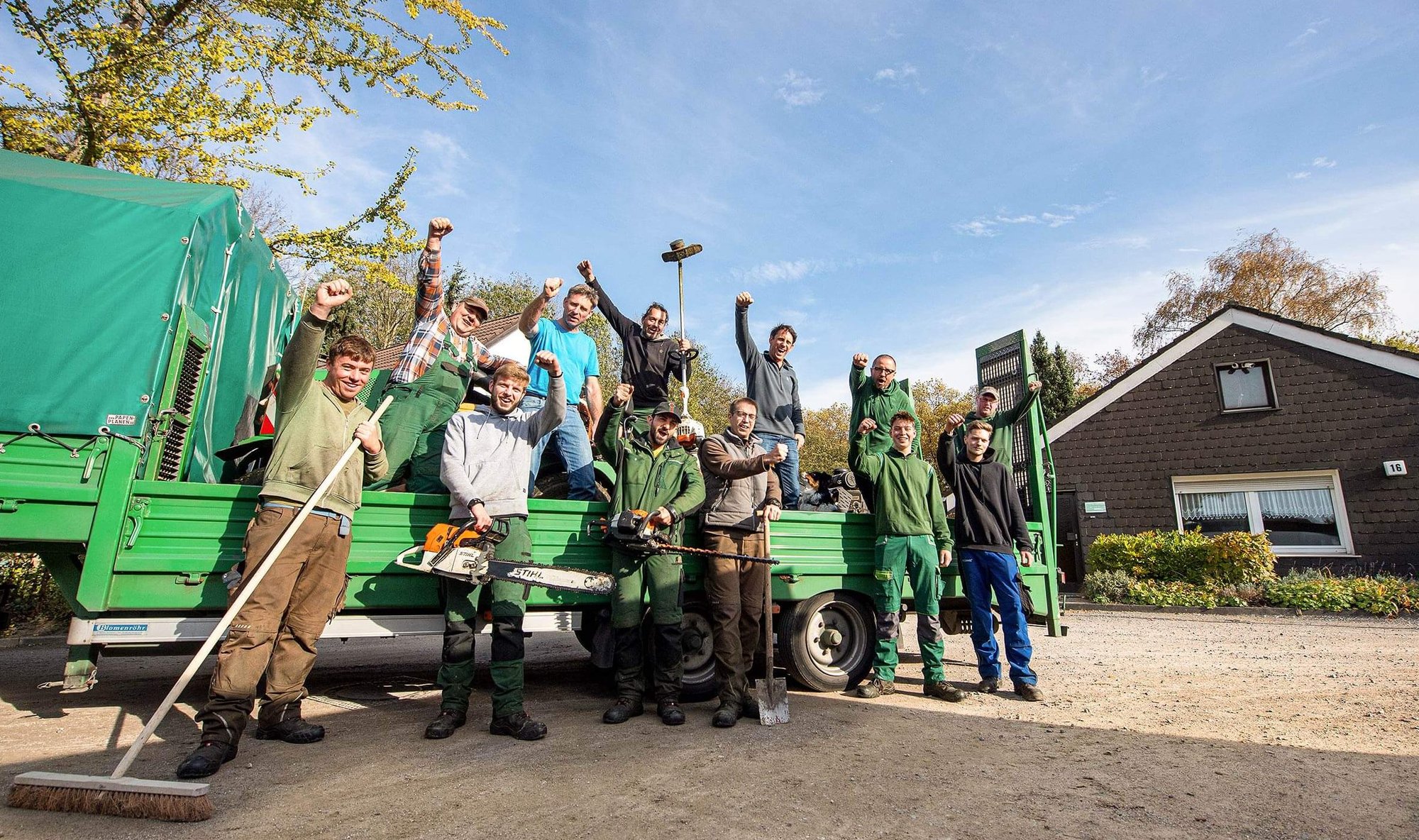 Theodor Ziemann GmbH. Garten- und Landschaftspflege in Bochum: Das Team auf dem Gelände